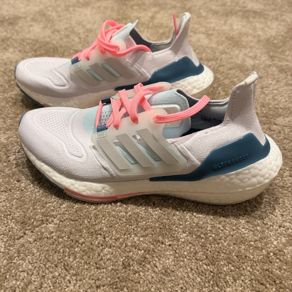 NWOT - Adidas Ultra Boost 21 Running Shoes - Youth 4.5, Womens 6